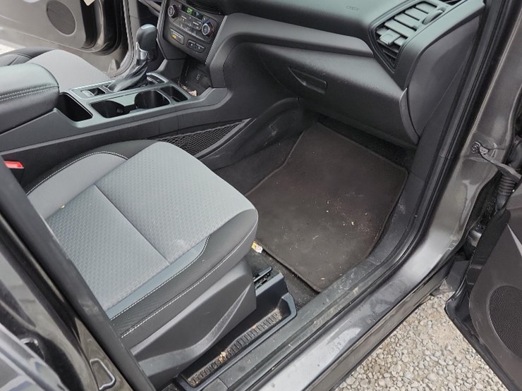 2017-ford-escape-image-11