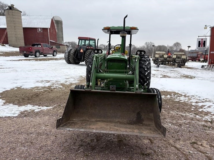 john-deere-2510-image-2