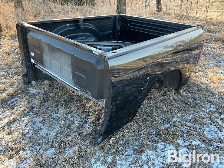 2016-ram-2500-hd-image-1