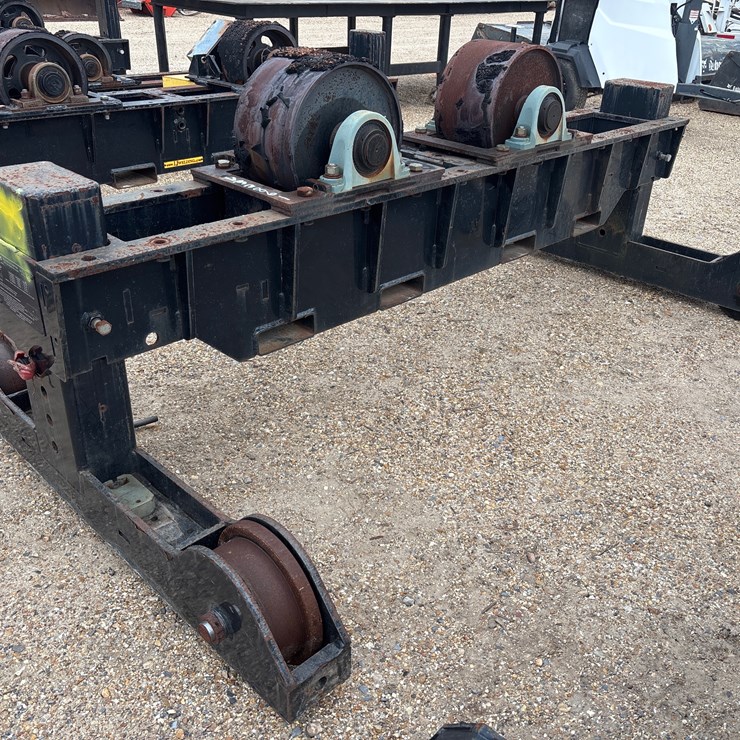 #3533 • PIPE ROLLER