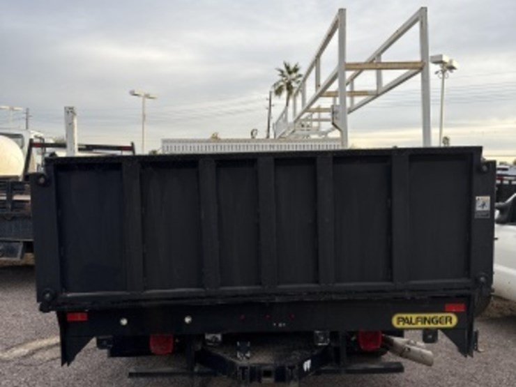 2016-ford-f550-image-7