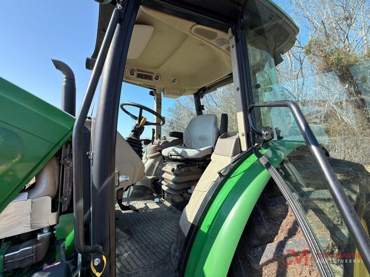 john-deere-6120e-image-16