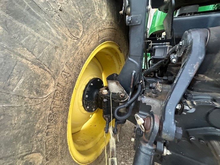 john-deere-4105-image-14