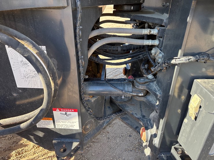 2023-komatsu-wa320-8-image-19