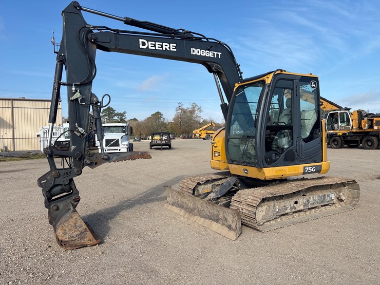 2018-deere-75g-image-2