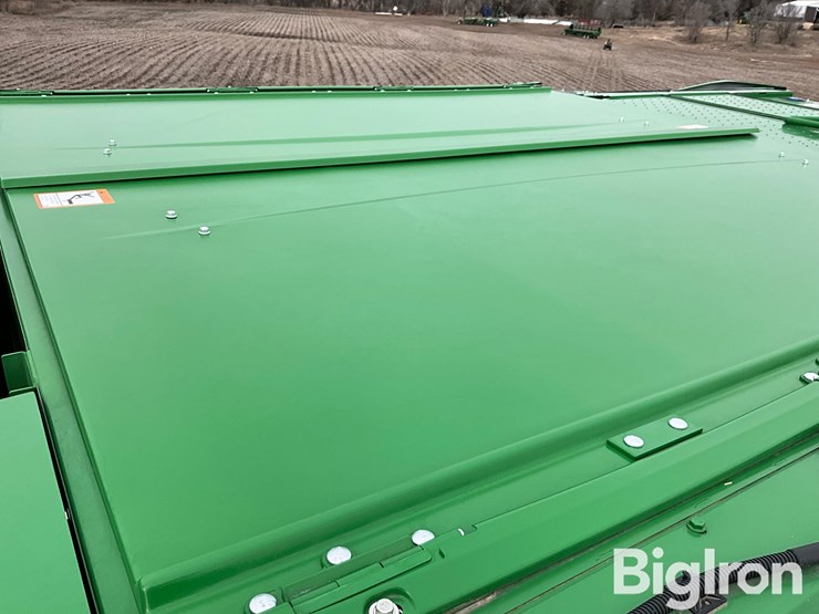 2022-john-deere-s780-image-16