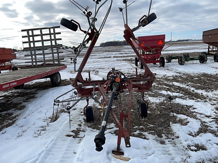 tag-#210,-ag-co-nh-hay-tedder-image-9