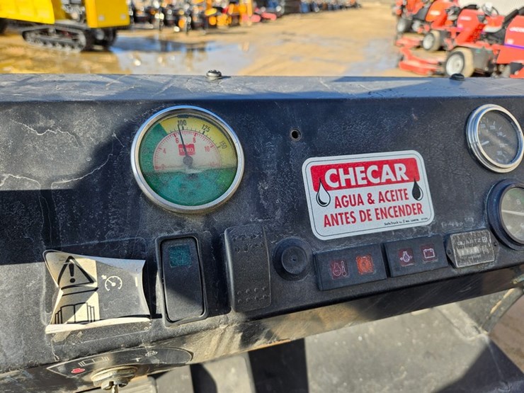 #145-•-toro-mp-5700d-sprayer-image-23