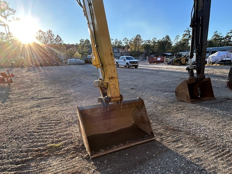 2024-komatsu-pc290-lc-11-image-34