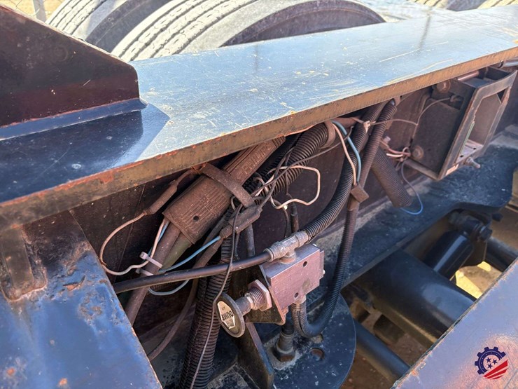 2023-fontaine-lowboy-image-33