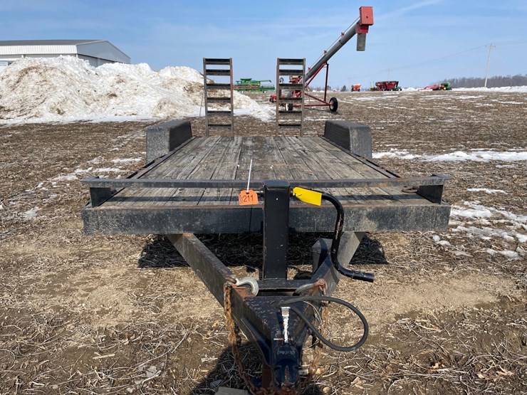 tag-#211,-16'-interstate-trailer-image-14