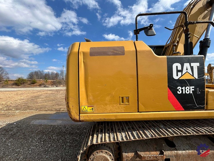 2017-caterpillar-318fl-image-70