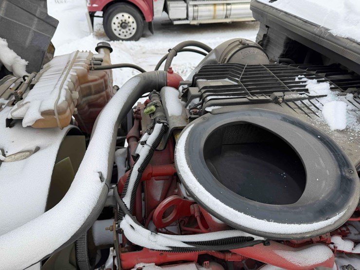 2019-international-lt-image-12