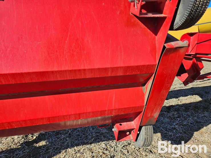 westfield-mkx-13-94-13"x94'-hopper-auger-image-11