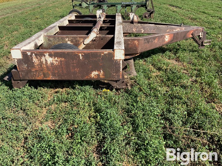 strobel-12.5’-pull-type-stalk-chopper-image-4