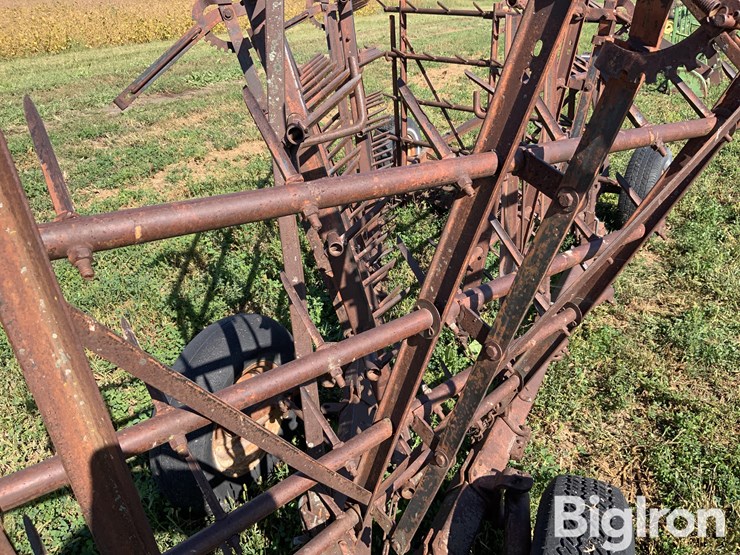 30’-5-section-folding-spiked-tooth-harrow-image-12