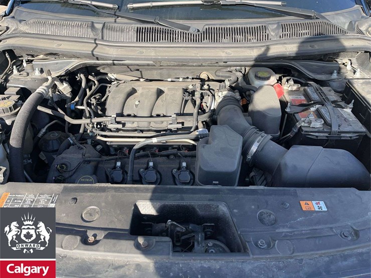 2017-ford-explorer-image-25