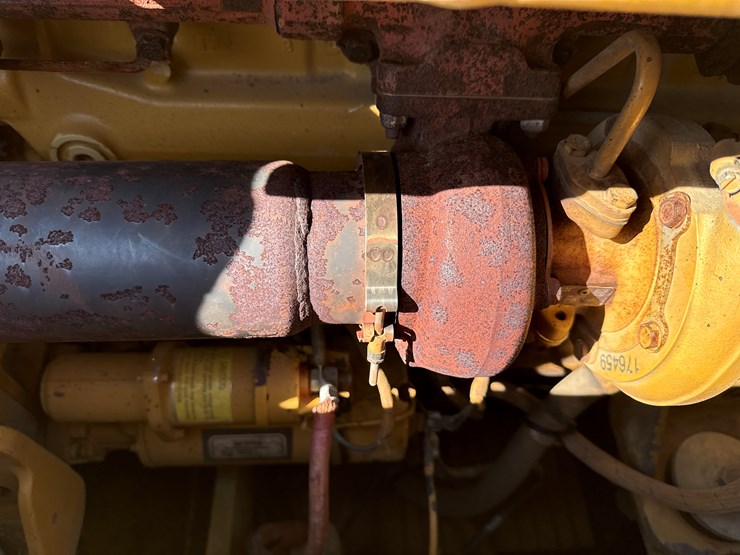 caterpillar-322-image-44