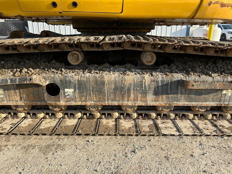 2022-komatsu-pc138us-lc-11-image-22