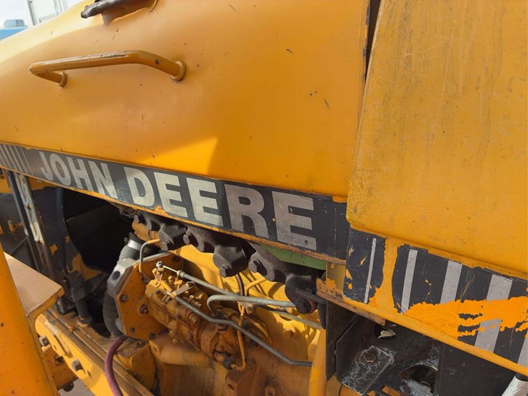 john-deere-2155-image-5