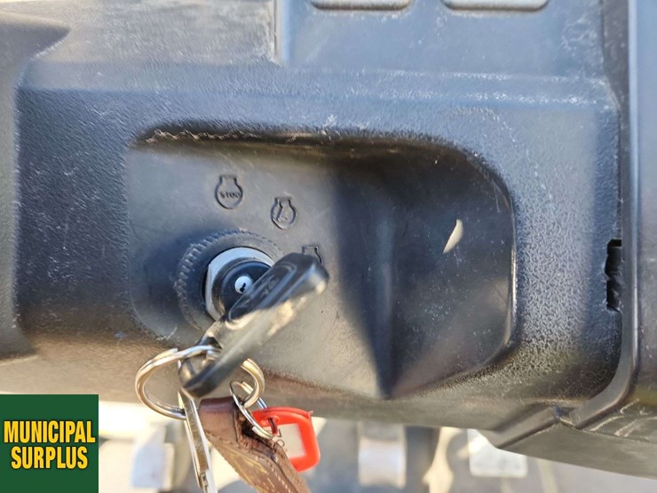 john-deere-gator-image-10