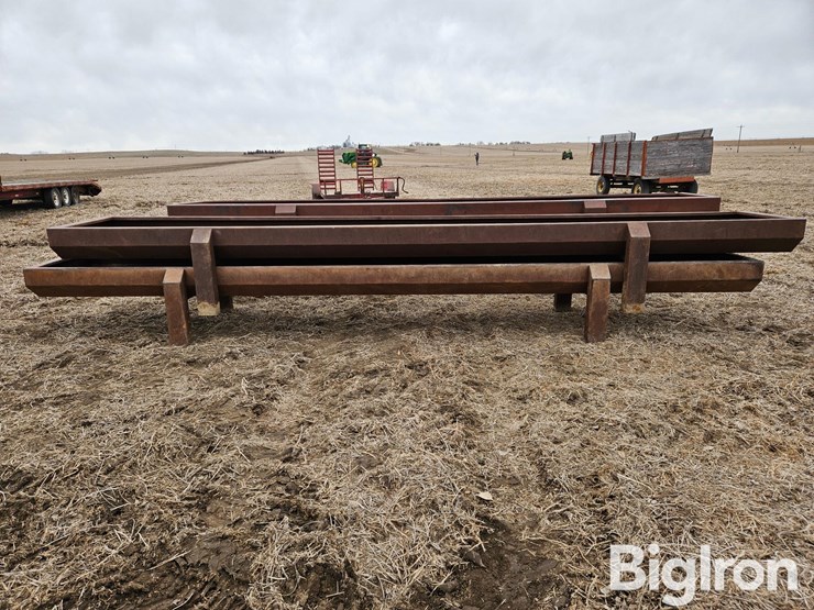 forever-feeders-20'-long-steel-feed-bunks-image-2