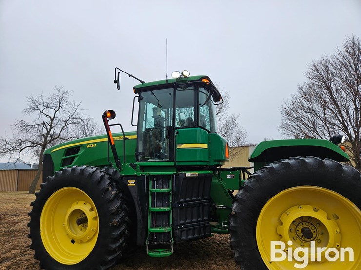 2009-john-deere-9230-image-10