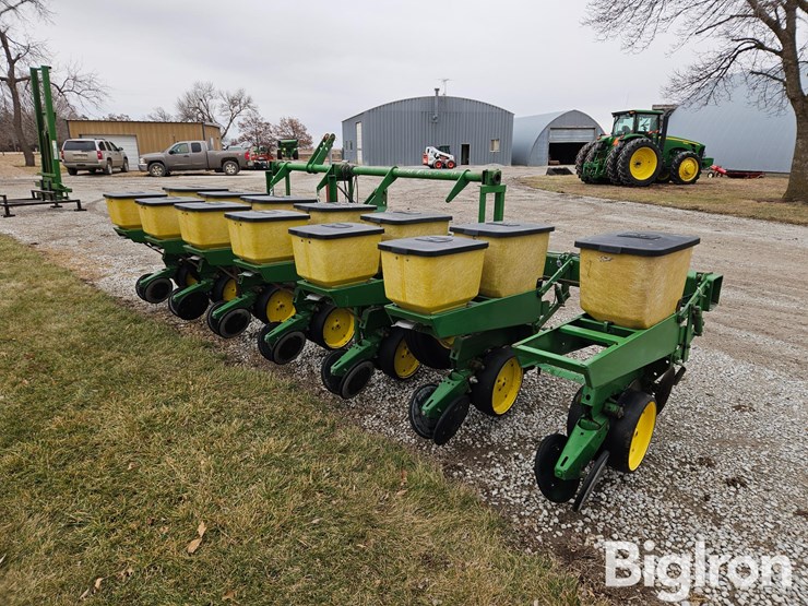 john-deere-7100-image-5