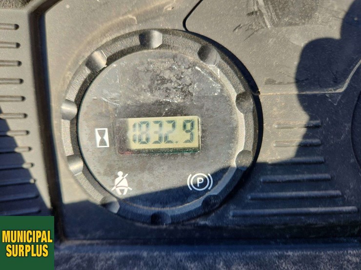 john-deere-gator-image-7