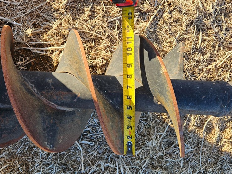 john-deere-12-image-11