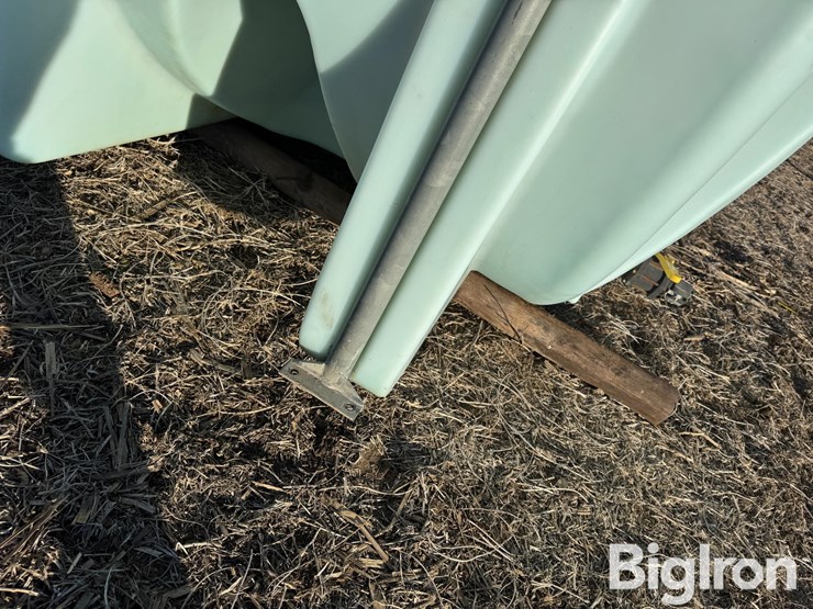 3200-gallon-water-tank-image-12