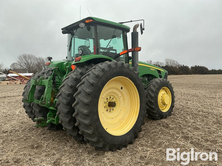 2007-john-deere-8430-image-3
