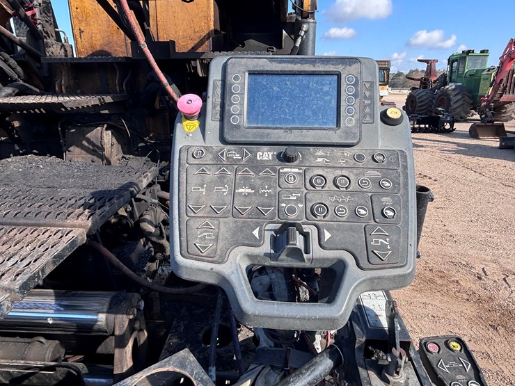 caterpillar-ap-655f-image-10