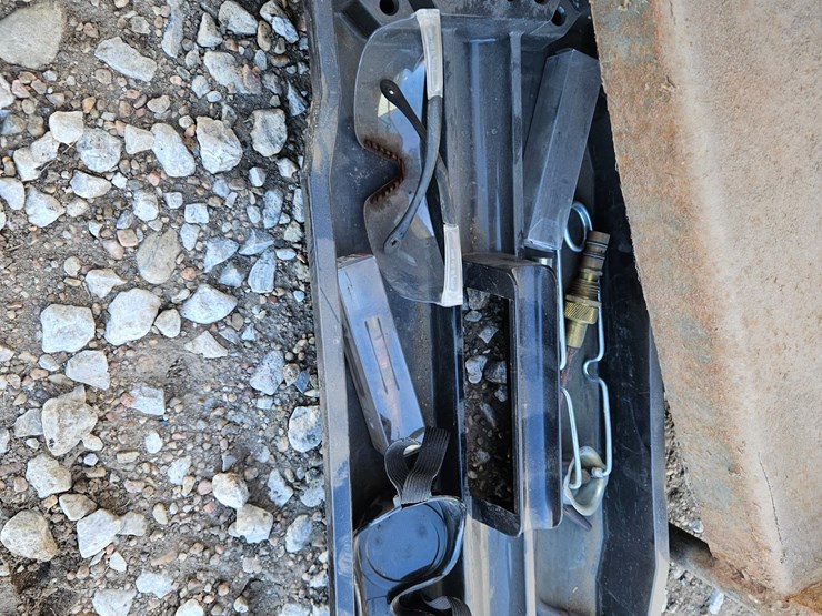 torch-tanks,-hose-&-regulators-image-12