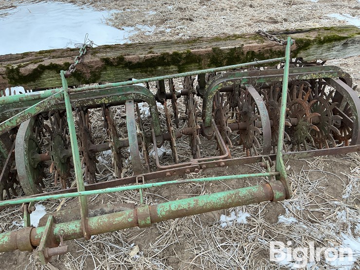john-deere-rotary-hoe-image-11