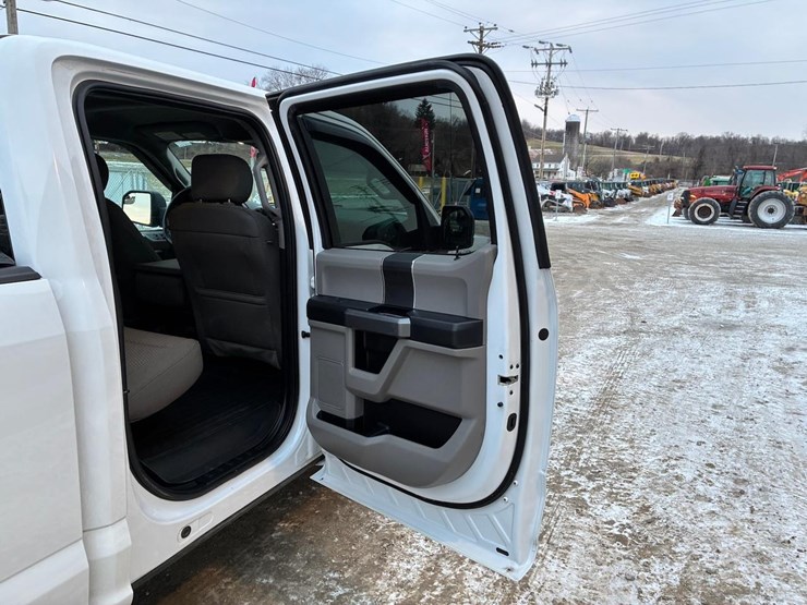 2018-ford-f150-image-17