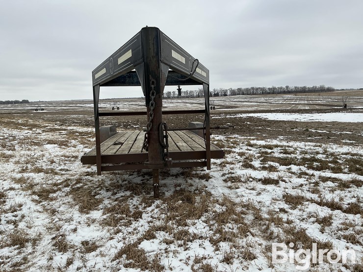 1997-d&k-t/a-gooseneck-flatbed-trailer-image-2