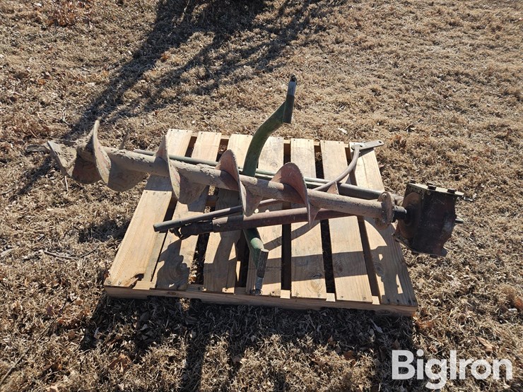 3-pt-post-hole-auger-attachment-image-1