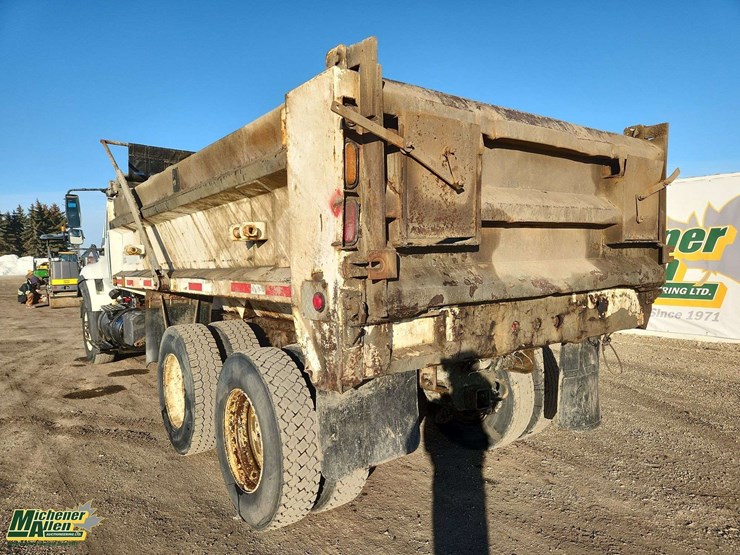 2009-international-workstar-7500-image-3