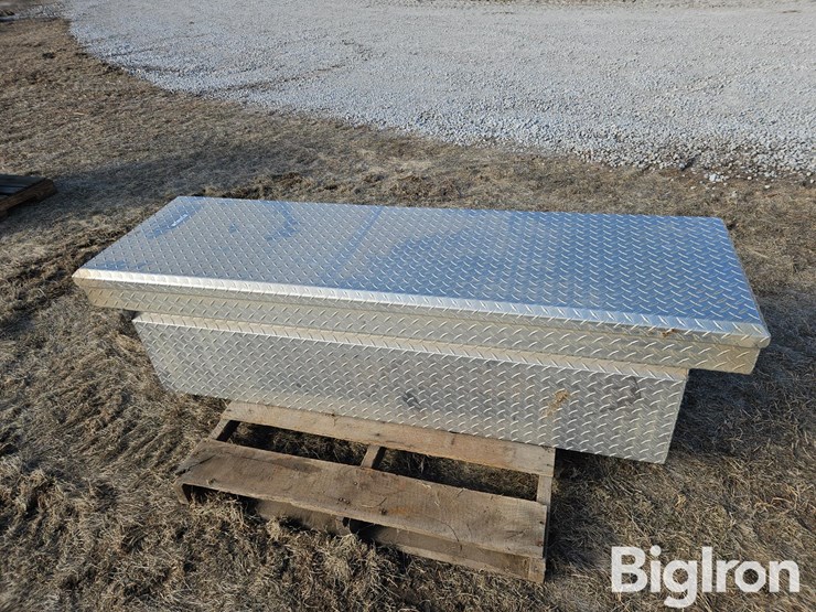 aluminum-pickup-box-toolbox-image-6