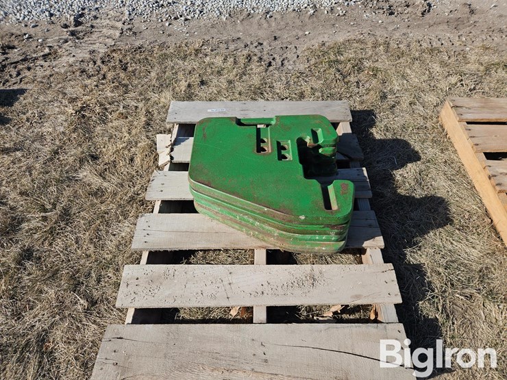 john-deere-suitcase-weights-image-4