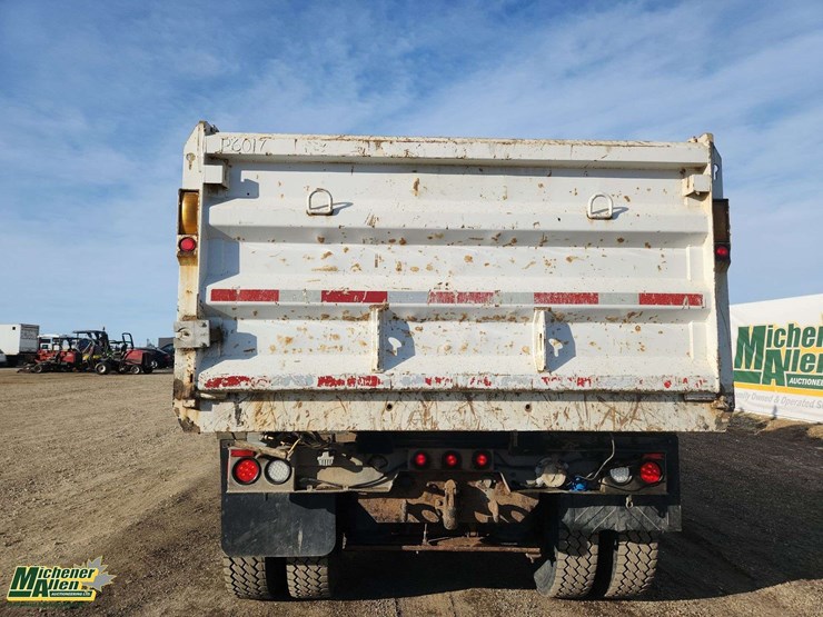 2012-international-workstar-7400-image-24