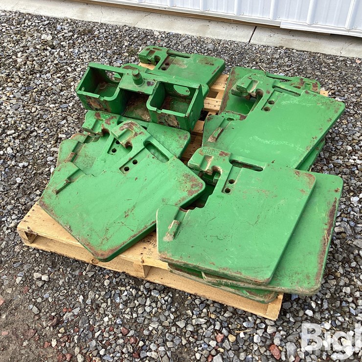 John Deere R58820D JDFW25 Suitcase Weights W/Bracket