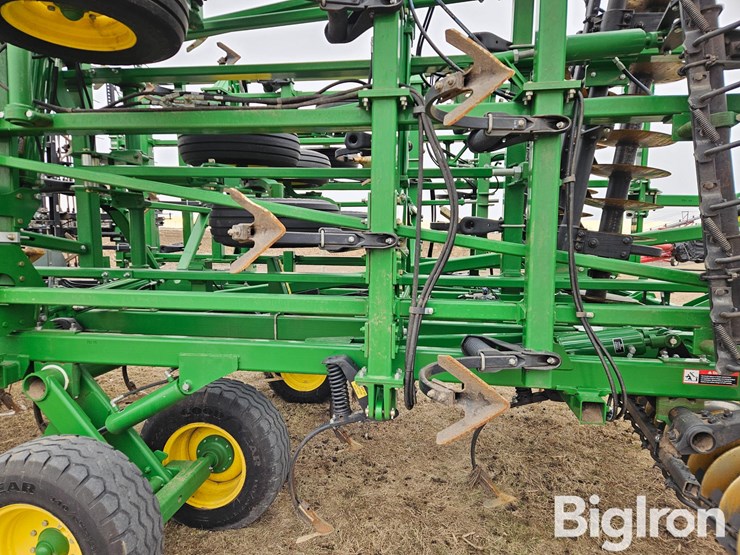 2015-john-deere-2310-image-20