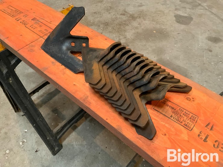 john-deere-cultivator-sweeps-image-7