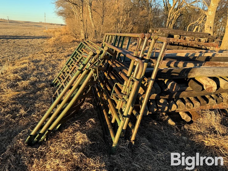 livestock-panels-&-gate-image-8