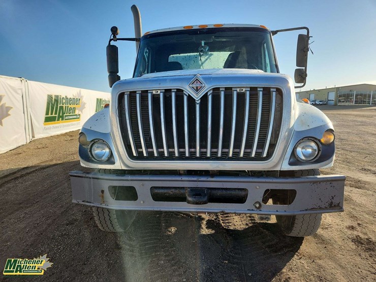 2009-international-workstar-7500-image-21