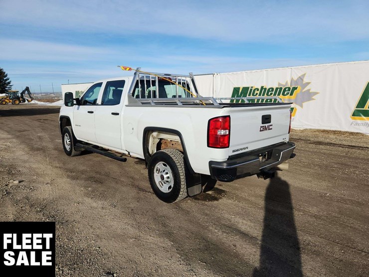 2018-gmc-sierra-2500hd-image-3
