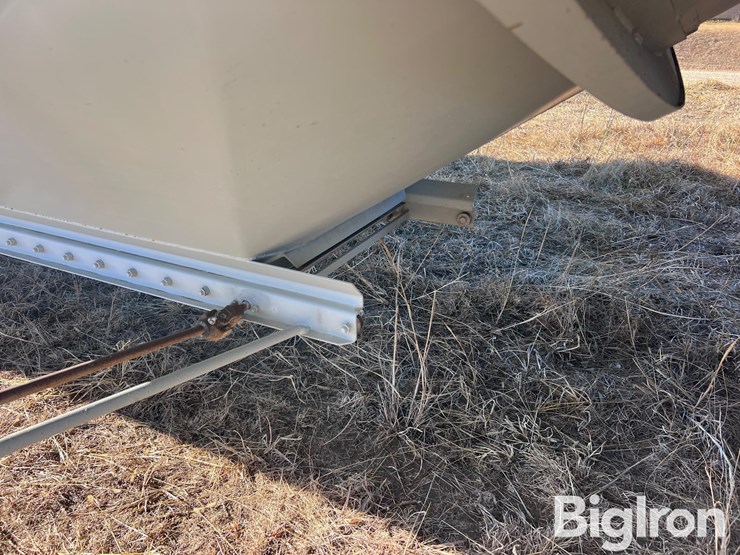 2003-jet-34-image-12