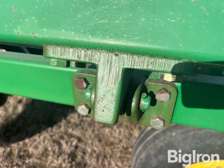 john-deere-724-image-17